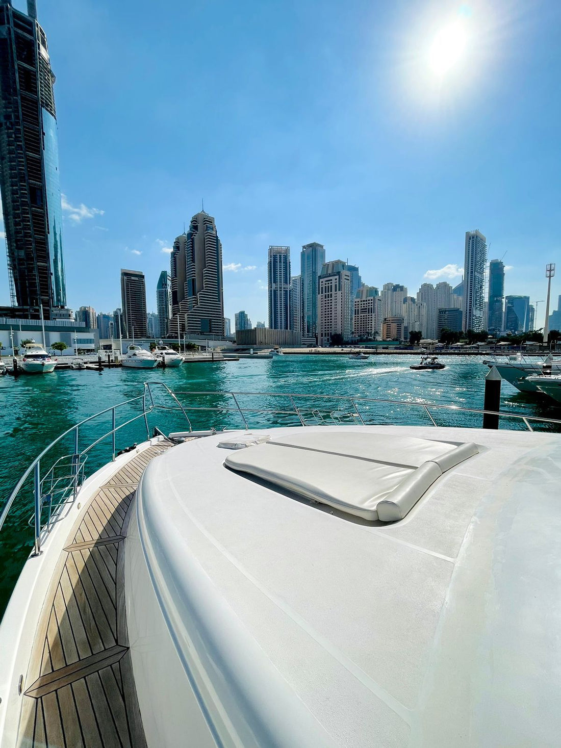 dubai marina boat ride