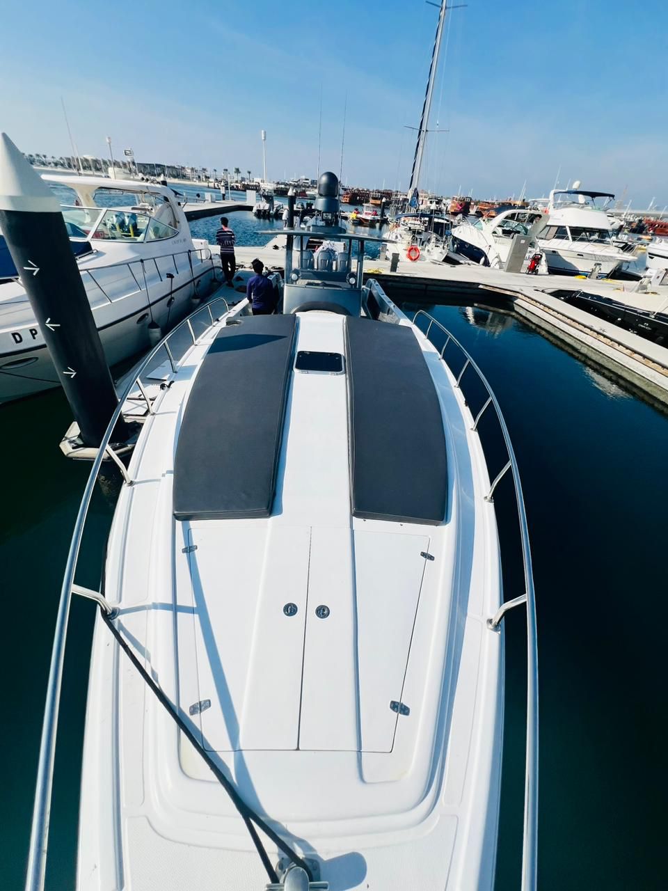 Luxury Deep Sea Fishing (5 hours, Bait + Equipment Provided) 𝕋𝕙𝕖 𝕐𝕒𝕔𝕙𝕥 𝔾𝕦𝕪 𝔻𝕦𝕓𝕒𝕚
