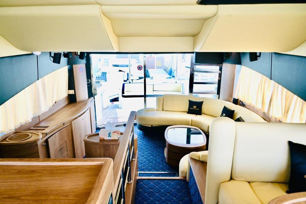 Luxury 65ft Fly Bridge Yacht Charter 28 guests - Dubai Harbour Yacht Cruise. 𝕋𝕙𝕖 𝕐𝕒𝕔𝕙𝕥 𝔾𝕦𝕪 𝔻𝕦𝕓𝕒𝕚