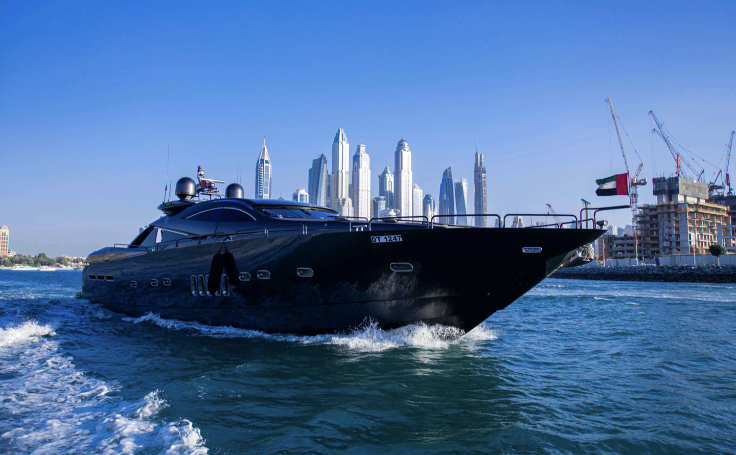 92ft UD30 Luxury Mega Yacht Sunseeker Vessel, 20 pax - One Hour (Dubai Marina)