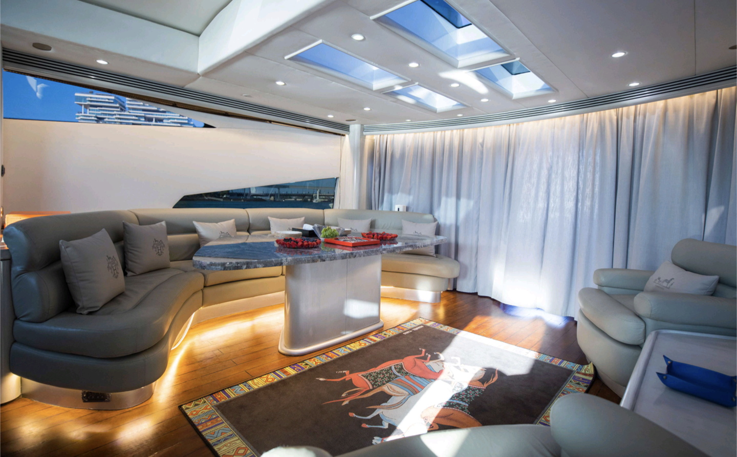 92ft UD30 Luxury Mega Yacht Sunseeker Vessel, 20 pax - ๐๐๐ ๐๐๐๐๐ฅ ๐พ๐ฆ๐ช ๐ป๐ฆ๐๐๐
