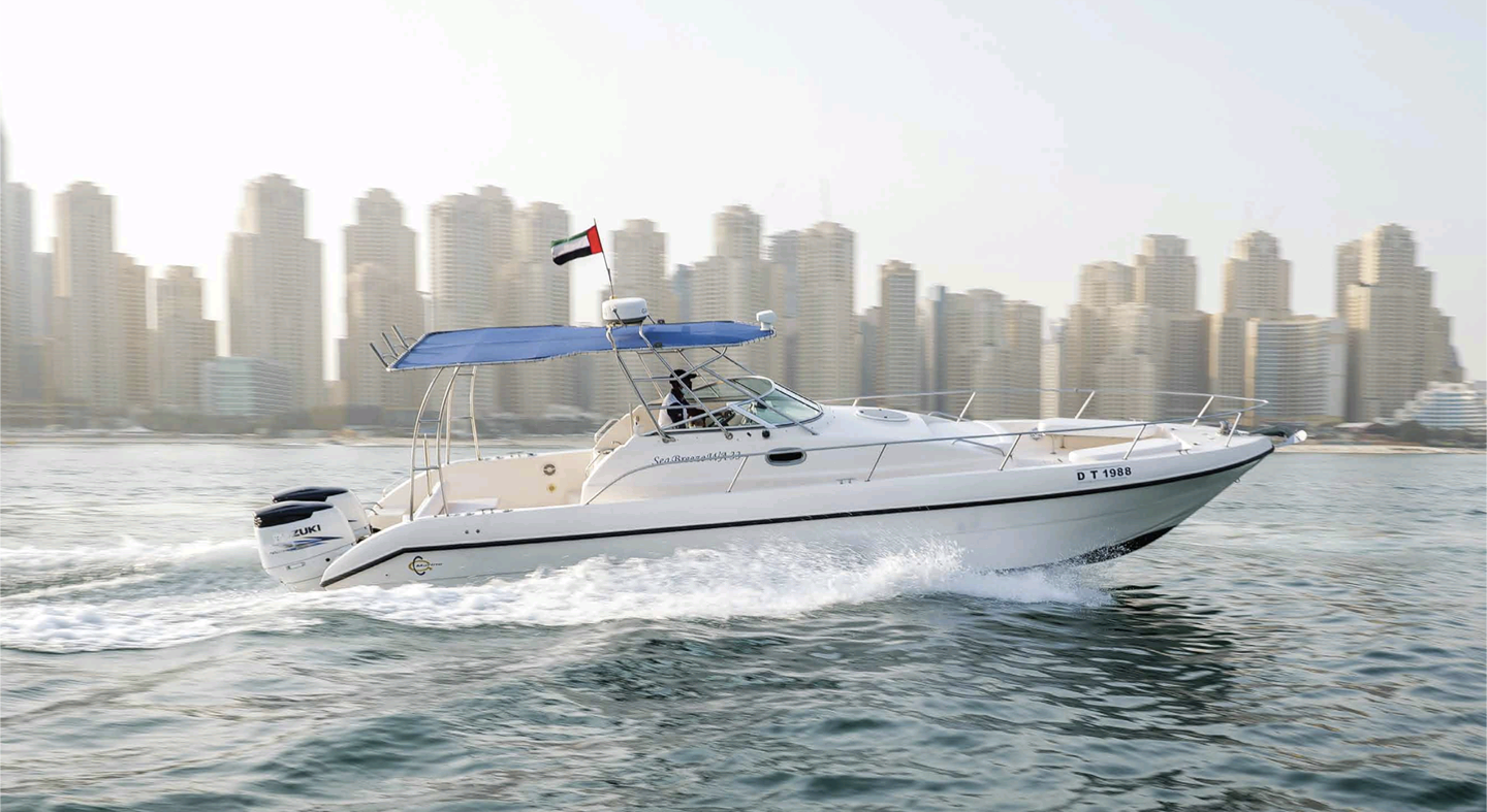 34ft Speed Boat / Fishing / Charter / Watersports / Dubai Marina Cruise - 10 guests. 𝕋𝕙𝕖 𝕐𝕒𝕔𝕙𝕥 𝔾𝕦𝕪 𝔻𝕦𝕓𝕒𝕚