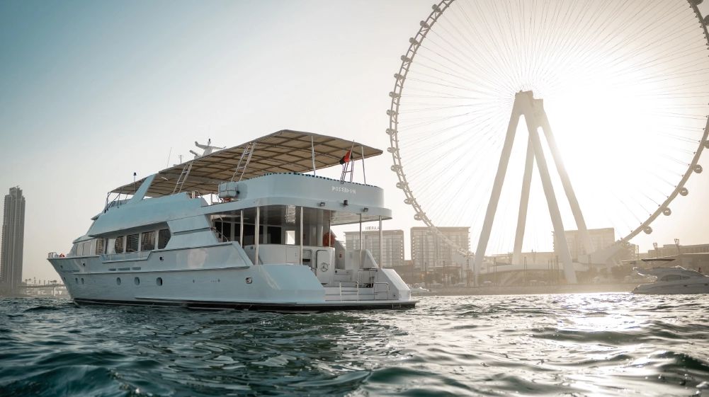 Luxury 118ft Poseidon Mega Yacht, Dubai Harbour Yacht Hire | 100 guests | 𝕋𝕙𝕖 𝕐𝕒𝕔𝕙𝕥 𝔾𝕦𝕪 𝔻𝕦𝕓𝕒𝕚